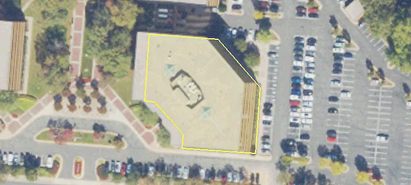 Five-Story Office Building For Rent
