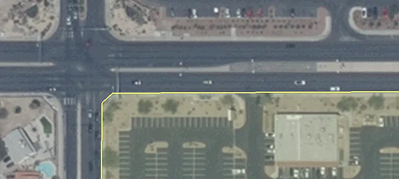 Retail Space in Busy Center