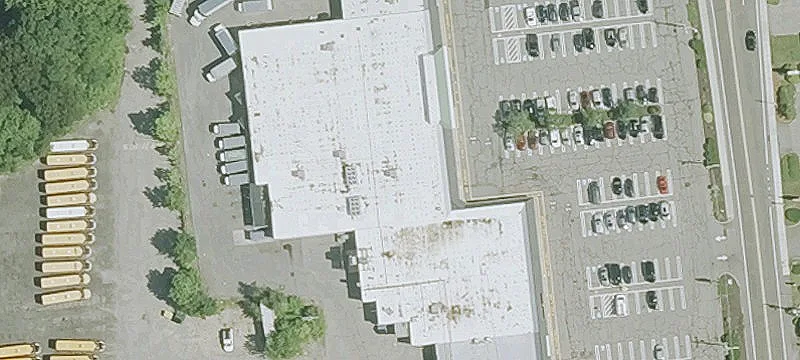 Visible Retail Space for Lease