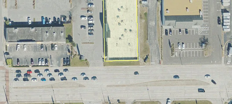 Retail Space on Colonial Drive