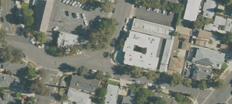 Mixed-Use Space in Woodland Hills