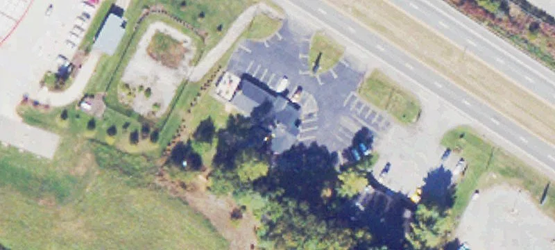 Restaurant-Style Building on 0.78 Acres