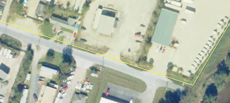 Versatile Warehouse with Secured Yard