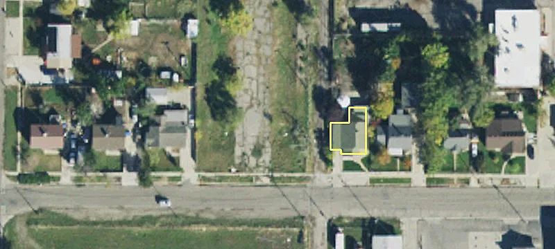 Retail Property on 0.69 Acres