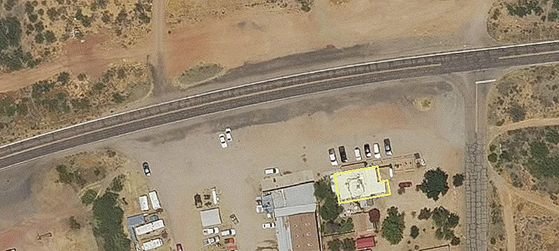 Freestanding Retail Building on Highway