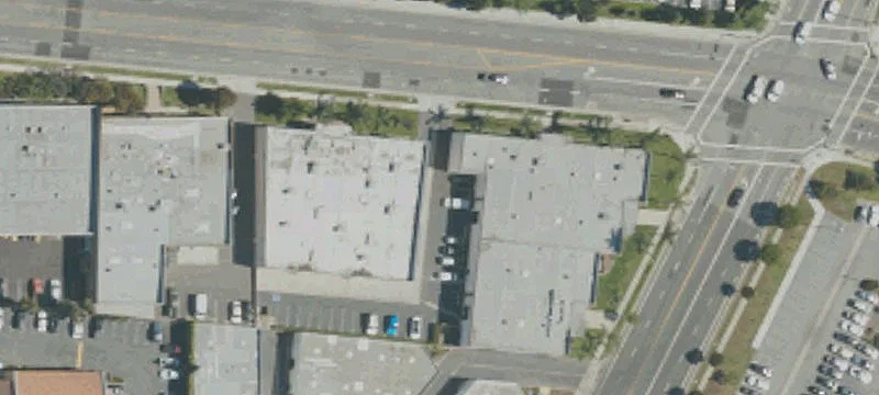 Torrance Warehouse with High Clearance