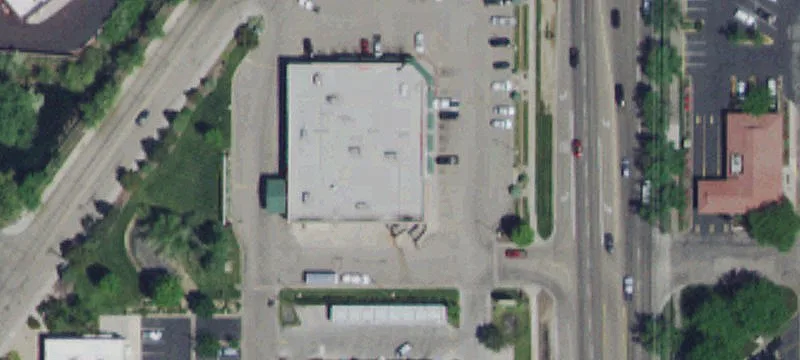 Retail Property in High-Traffic Area