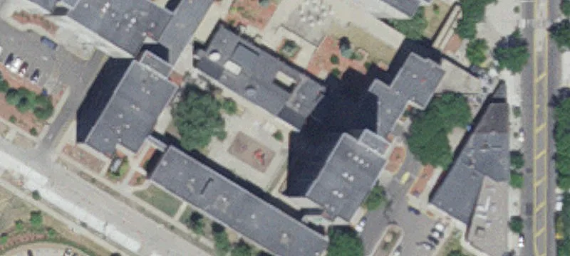 Riverside Plaza Retail/School Space