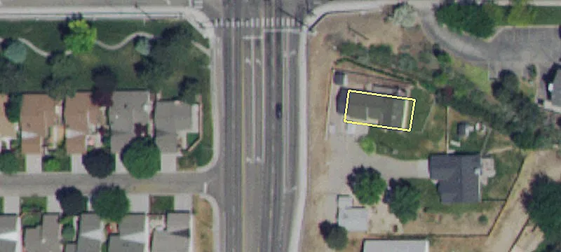 Development Pad on High-Traffic Corner