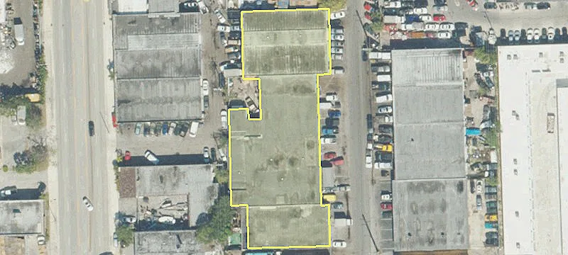 Renovated Warehouse with Flexible Bays