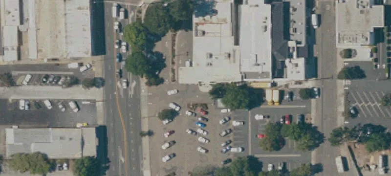 Downtown Commercial Building on Yosemite