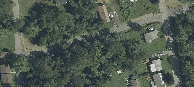 Level Lot in Established Neighborhood