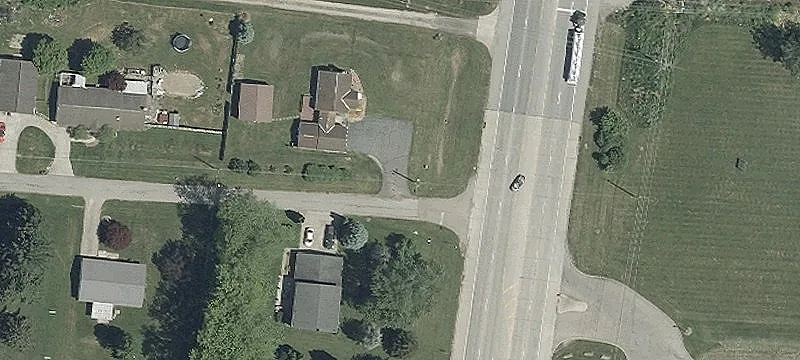Hebron Commercial Property with Garage