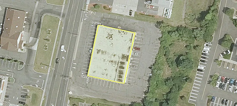 Retail Space Available For Lease