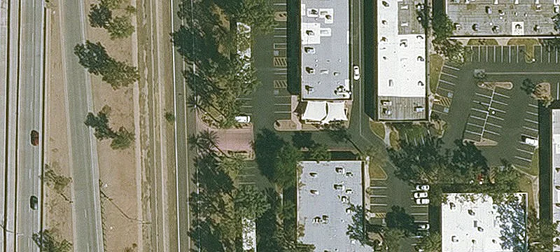 Multi-Tenant Office/Industrial Suites For Lease