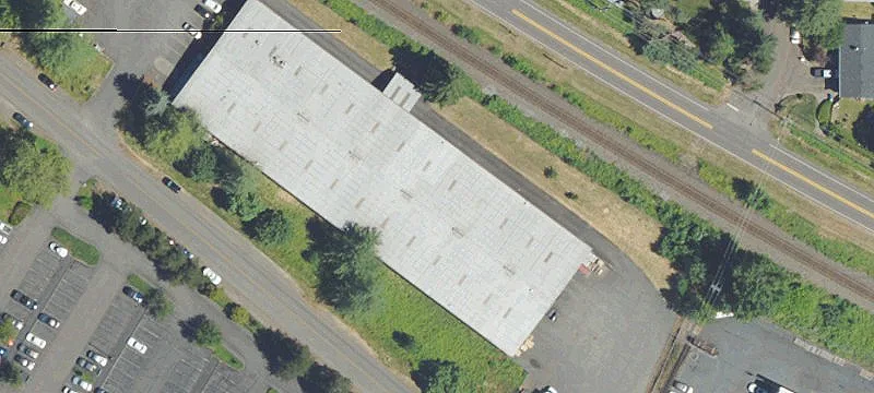 Free-Standing Milwaukie Warehouse