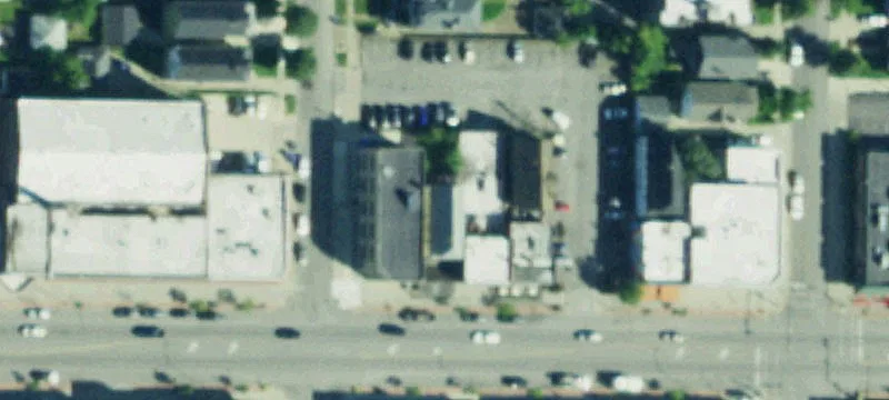 Hertel Avenue Bar/Restaurant with Apartment