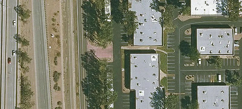 Multi-Tenant Office/Industrial Suites For Lease