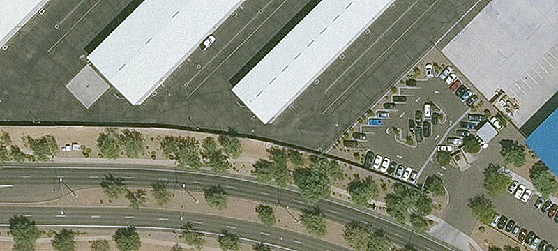 Mesa Hangar with High Door