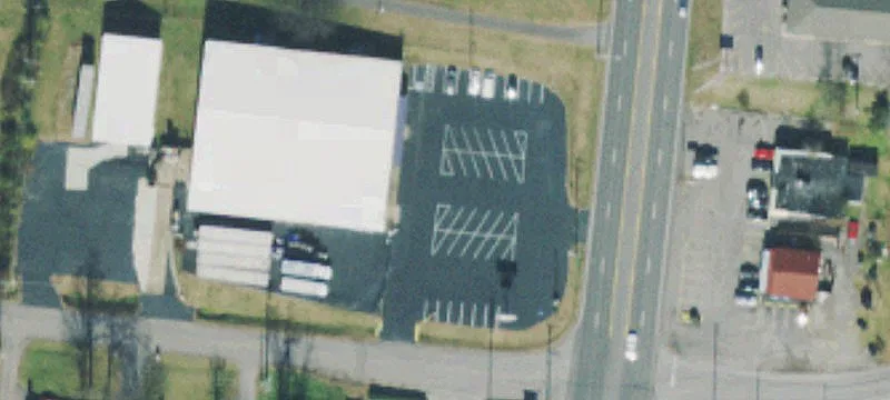 Dickerson Pike Commercial Showroom