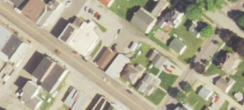 Commercial Space with Double Lot