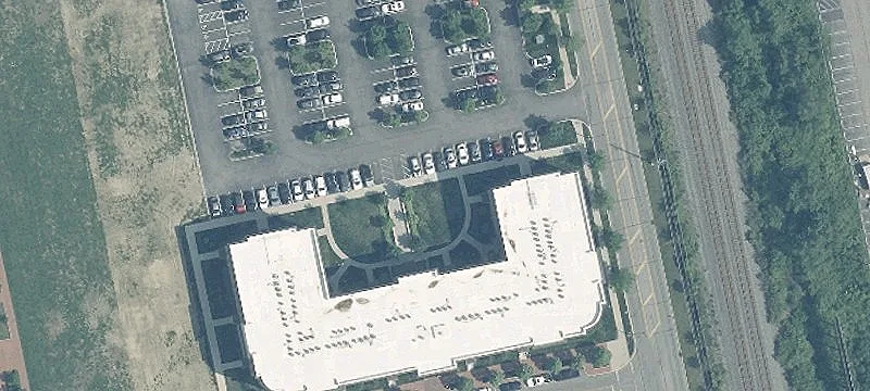Restaurant-Retail Space in Redevelopment Project