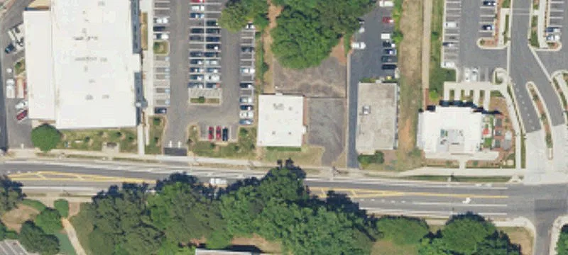 Freestanding Brick Building for Lease