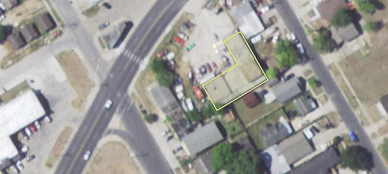 Commercial Property Near SixPoints Area