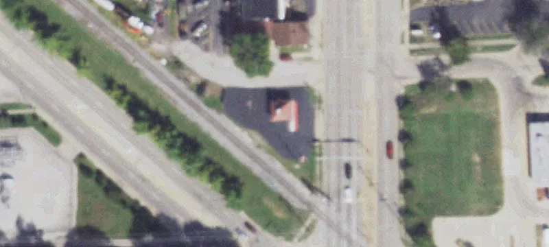 High-Visibility Retail/Office Opportunity