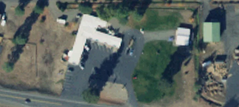 Restaurant and Apartment Near I-90