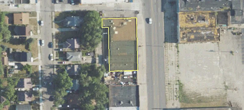 Storefront Property on Schaefer Hwy
