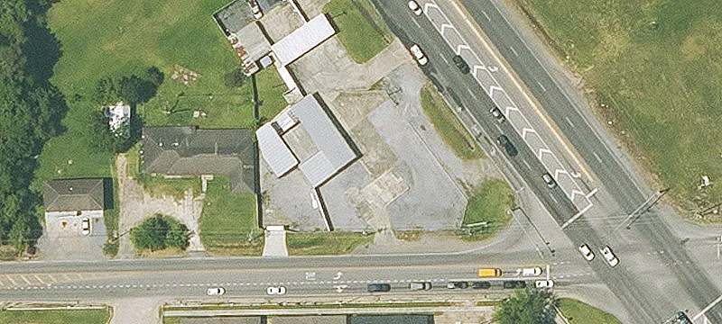 Automotive Property in Prime Location