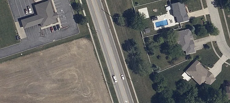 Versatile Land in High-Traffic Area