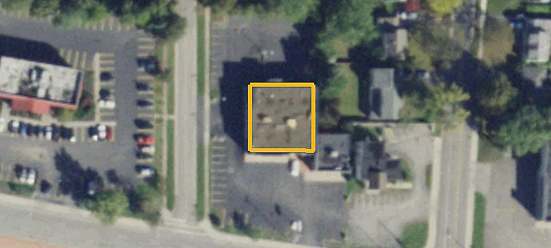 Commercial Space in RE/MAX Plaza