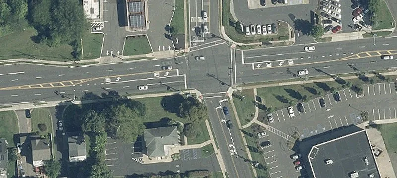 Retail Space on Highway 33