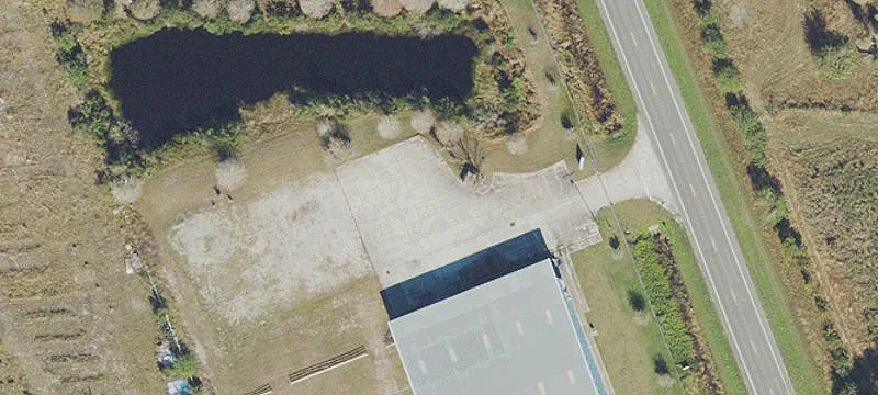 Warehouse Space with Fenced Yard