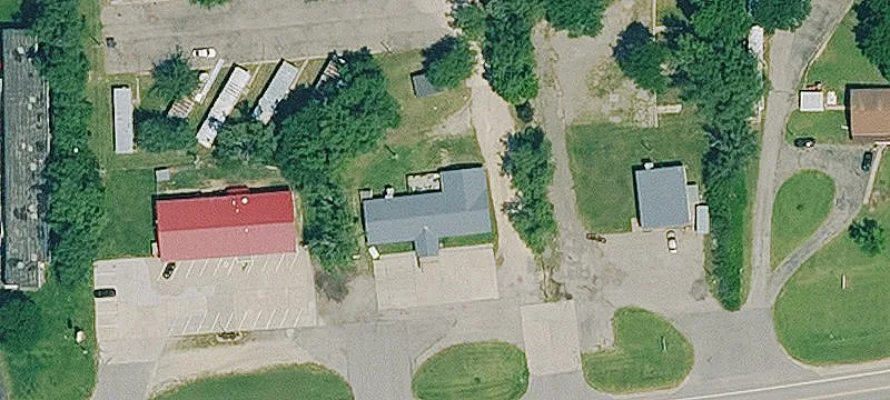 Commercial Buildings with Business Opportunities