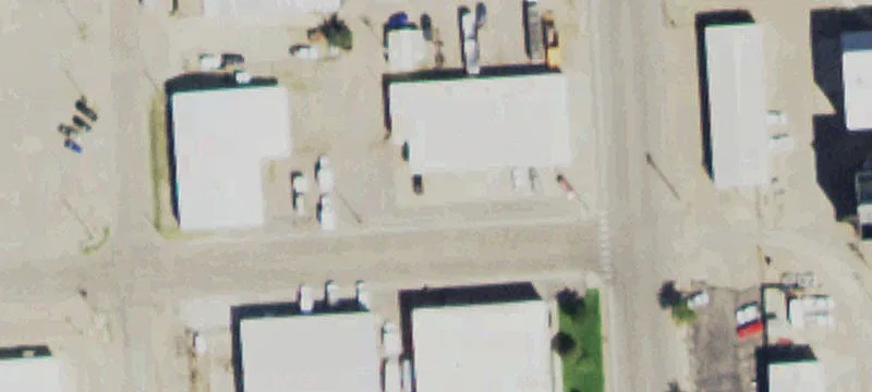 Lamar Retail and Repair Shop
