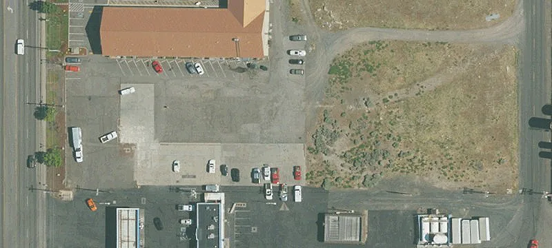 Commercial Land Near Major Retailers