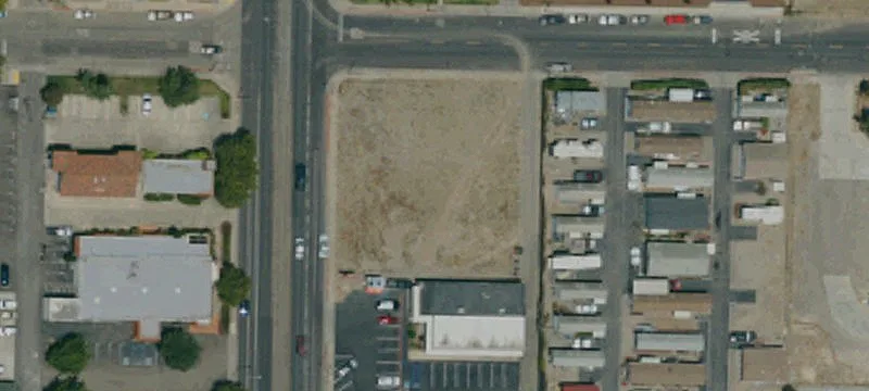 Commercial Corner Lot For Sale