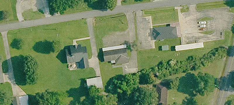 Versatile Commercial Property in Livonia