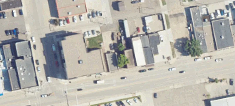 Mandan Commercial Building with Apartments