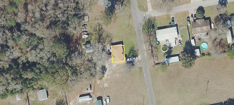 MacClenny Commercial Building For Sale