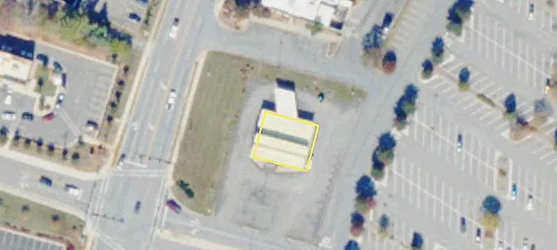 Retail/Bank Building on Walmart Outparcel