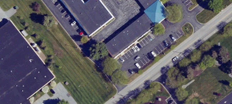 Mechanicsburg Flex Space with Garage