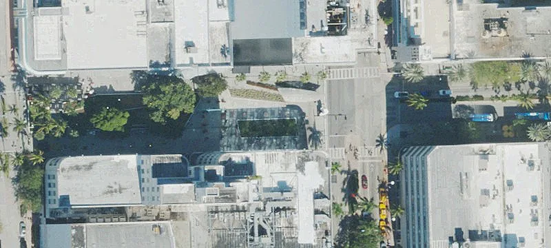 Lincoln Road Office/Showroom Opportunity
