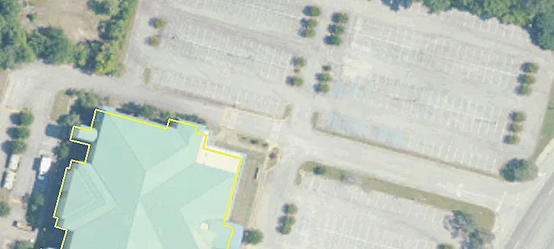 Commercial Lot in High-Traffic Area