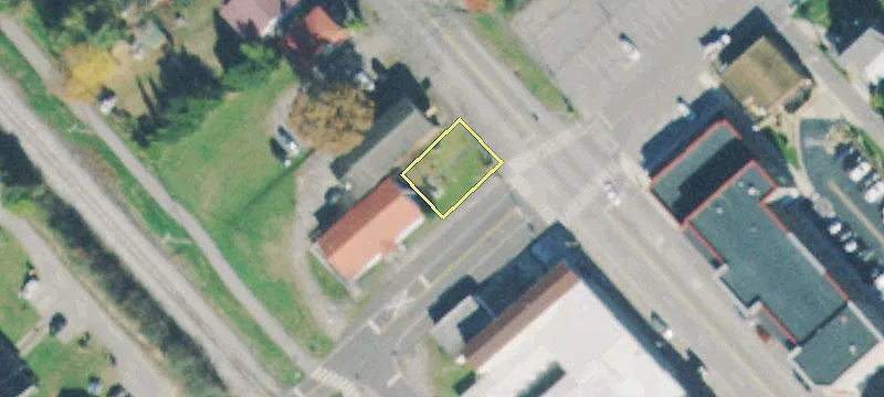 Corner Lot Commercial Building