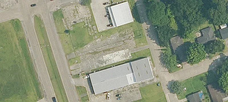 Commercial Lot on Admiral Doyle