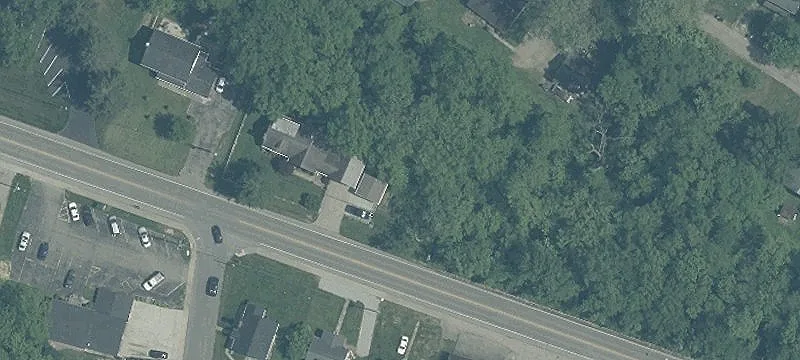 Multi-Use Property Near Downtown Morrow